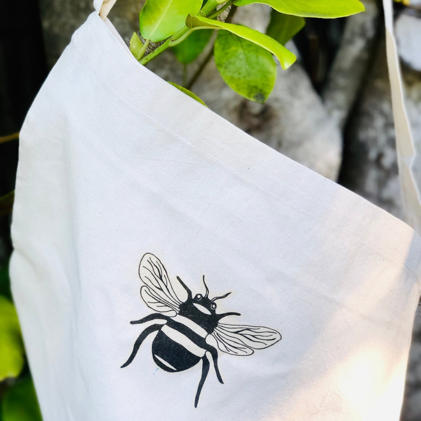 Bee Tote